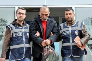 Sevgilisiyle bir olup eski kocasını &ouml;ld&uuml;rd&uuml;