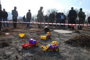 9 yaşındaki &ccedil;ocuk, sondaj kuyusuna d&uuml;şt&uuml;