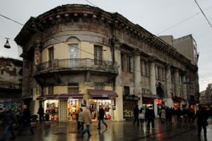 İstiklal simgelerinden biri satıldı!