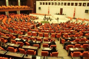 Meclis'te HSYK gerginliği