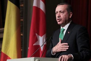 "&Ouml;mr&uuml;m&uuml;n yarısını sana veririm Başbakanım"