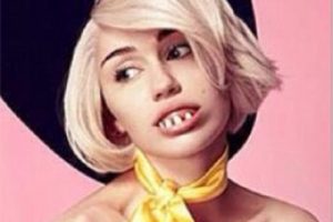 Miley Cyrus bu kanal i&ccedil;in soyundu!