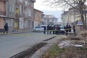 İntihar eden gen&ccedil; adam hayata tutunamadı