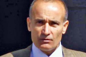 Aky&uuml;rek "y&uuml;r&uuml;tmeyi durdurma" kararı aldırdı