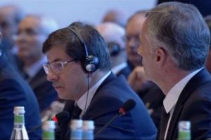 Davutoğlu, Esed rejimini topa tuttu
