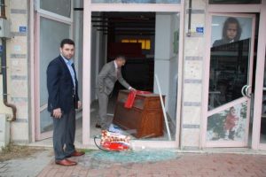 Muhaliflerden Esad'e b&uuml;y&uuml;k darbe