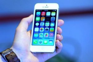 Apple ve Samsung yine mahkemede