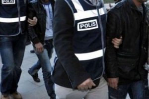 Ka&ccedil;ak&ccedil;ılık operasyonu: 21 g&ouml;zaltı