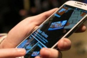 Samsung'dan tuşsuz telefon