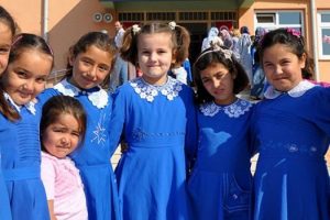 Kız &ouml;ğrencilerin okullaşma oranı erkekleri ge&ccedil;ti