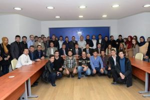 D&uuml;ndar, AK gen&ccedil;lerle bir araya geldi