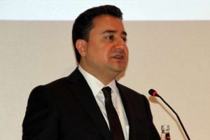 Babacan dolara m&uuml;dahaleyi değerlendirdi
