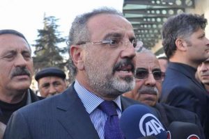 Sırrı Sakık, yaralıları ziyaret etti