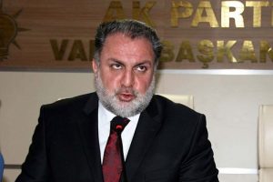 Ak Parti'li başkan adayının evine bombalı saldırı