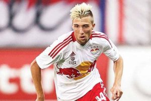 Meireles gider Kampl gelir!