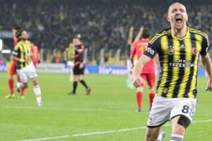 Caner Erkin'e dev kanca