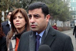 Musa Anter davasını izledi