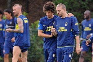 Roma'nın g&ouml;z&uuml; Fenerbah&ccedil;e'de!