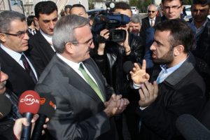 Valiye otob&uuml;s şikayeti