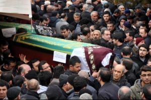 Talihsiz &ouml;ğretmen gribe yenildi