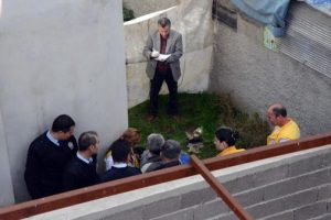Bah&ccedil;ede kadın cesedi bulundu