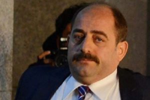Zekeriya &Ouml;z'den o gazeteye su&ccedil; duyurusu!