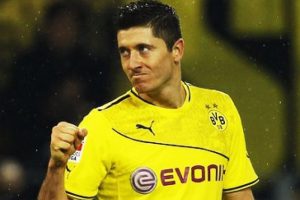 Lewandowski'nin başı dertte!