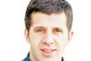 O gazeteci kovuldu