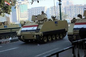 Tahrir Meydanı Sisi yanlılarına a&ccedil;ıldı