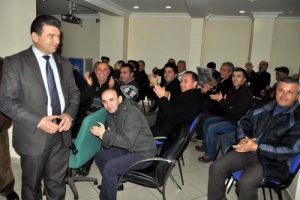 100 kişi ile adaylık g&ouml;r&uuml;şmesi