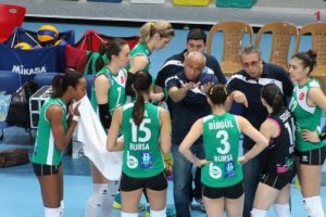 Bursa B&uuml;y&uuml;kşehir Belediyespor kupaya d&ouml;nd&uuml;