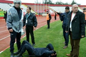 Taraftarlar arasında gerginlik