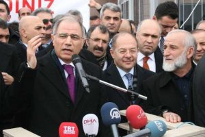 &Ouml;ğretmeni de onu destekledi
