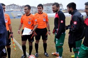 &Ccedil;ankırıspor sahaya 4 oyuncu ile &ccedil;ıktı!