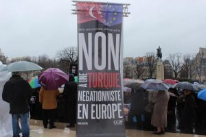 Ermenilerden, Hollande'a T&uuml;rkiye protestosu