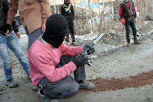 Polise saldırı hazırlığı