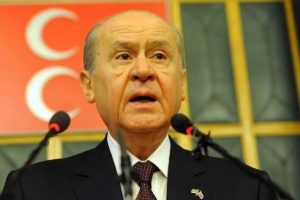 Bah&ccedil;eli'den MHP'ye saldırı a&ccedil;ıklaması