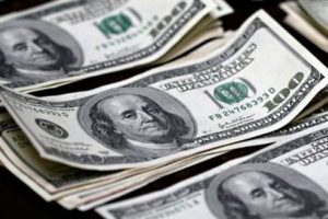 Dolar, Merkez'in toplantı kararıyla d&uuml;şt&uuml;