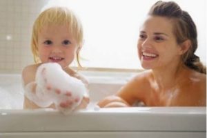 3 yaşından sonra &ccedil;ocuğunuzla banyo yapmayın