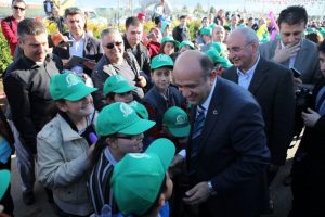BKK &Ccedil;ocuk Meclisi &uuml;yeleri Bakan Işıkla birlikte