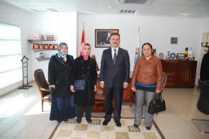 Refik Yılmaz'a eğitime katkı teşekk&uuml;r&uuml;