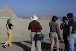 T&uuml;rkiye'de havalar soğudu, Rus turistler Mısır'a y&ouml;neldi