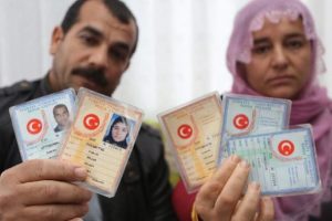 Dayı-yeğen boşandı!