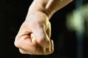 Kız ka&ccedil;ırma kavgası: 6 yaralı