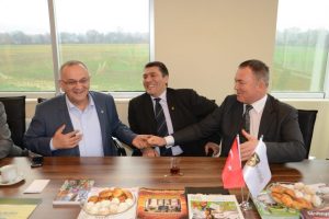 "Bursa'nın &ccedil;&ouml;p&uuml;n&uuml; altına &ccedil;evireceğiz"