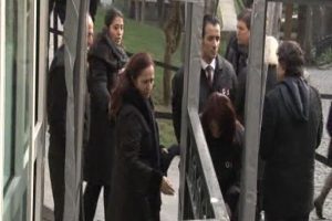 Hollande Rakel Dink ile g&ouml;r&uuml;şt&uuml;