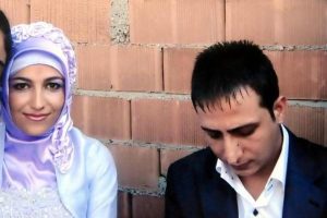 &Ouml;nce o beni bı&ccedil;akladı