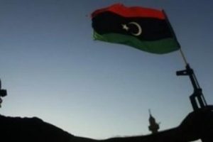 Libya'da ordu birlikleri Kaddafi yanlılarını geriletti