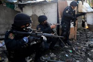 Filipinler'de isyancılarla &ccedil;atışma: 37 &ouml;l&uuml;
