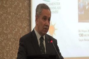 Arın&ccedil;'tan &uuml;slup eleştirisi